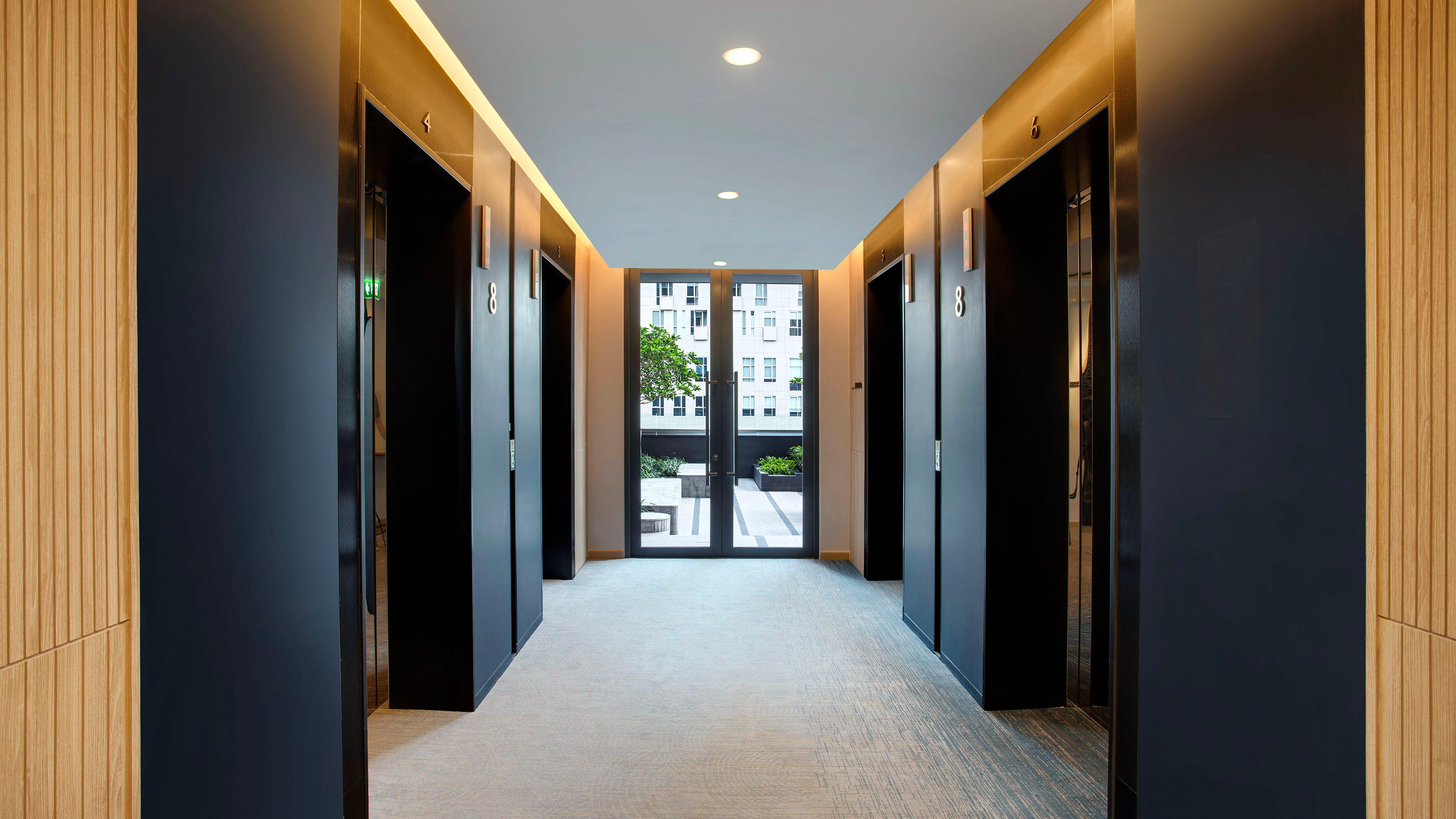 Hotel Staybridge Thonglor By Ihg 4*
