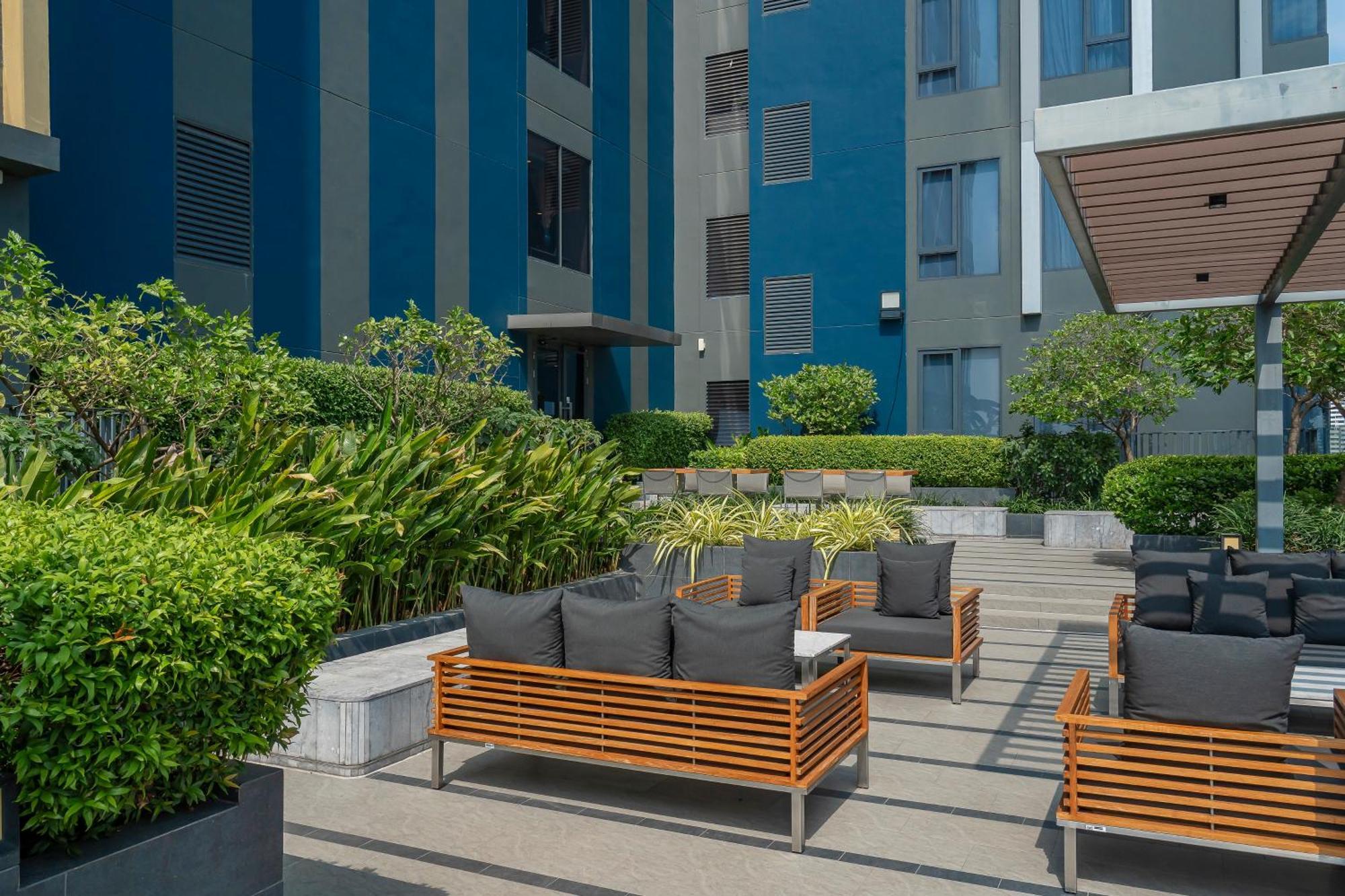 Staybridge Thonglor By Ihg 4* בנגקוק